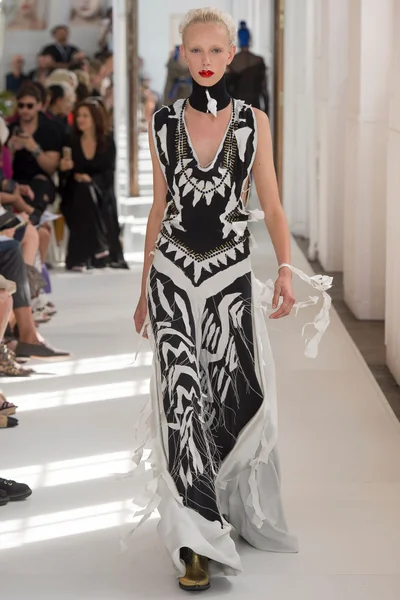 Look 21